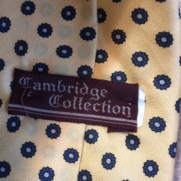 Cambridge Collection Silk Tie - Picture 4 of 4